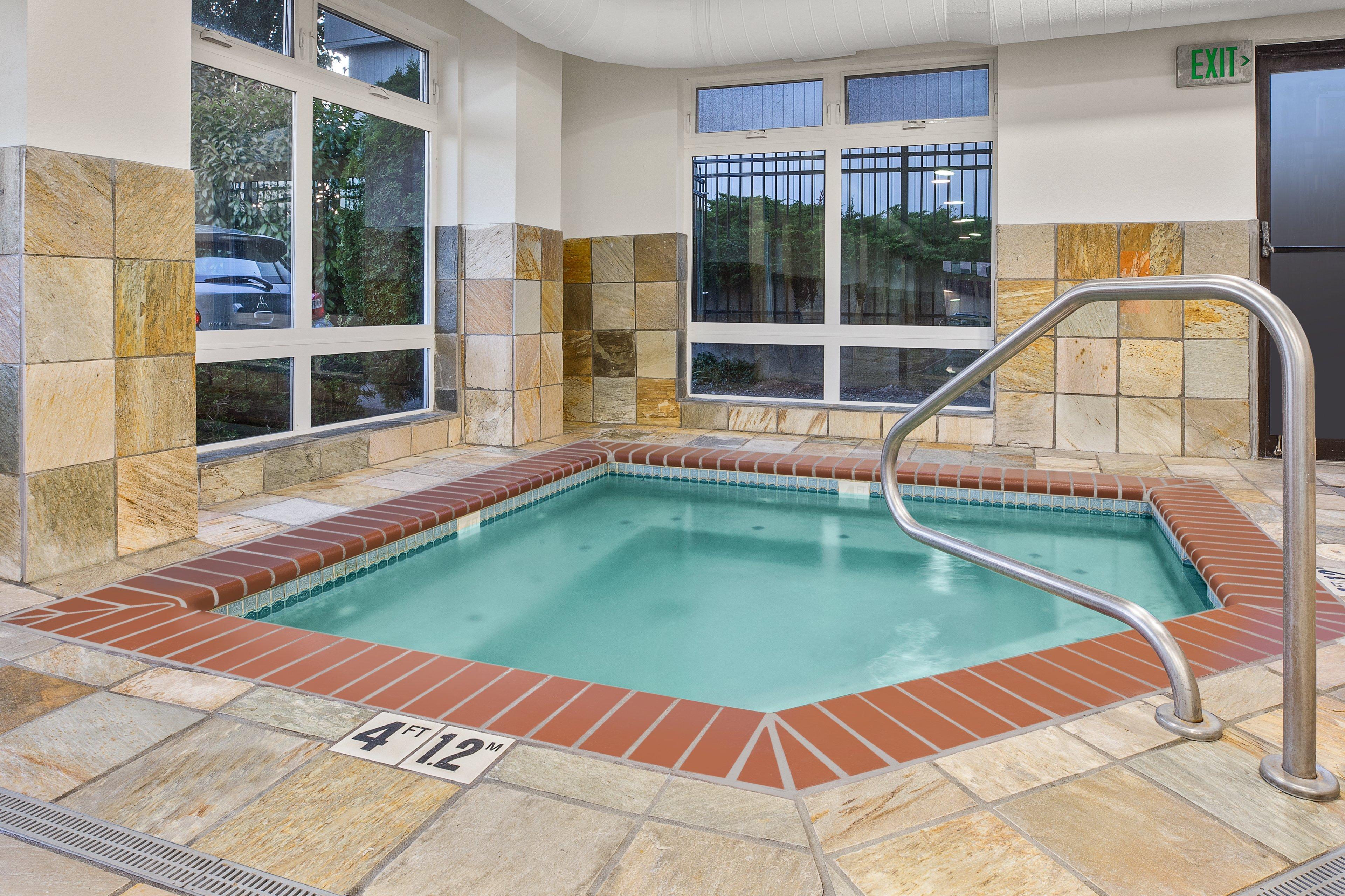 Holiday Inn Express & Suites Tacoma By Ihg Eksteriør bilde