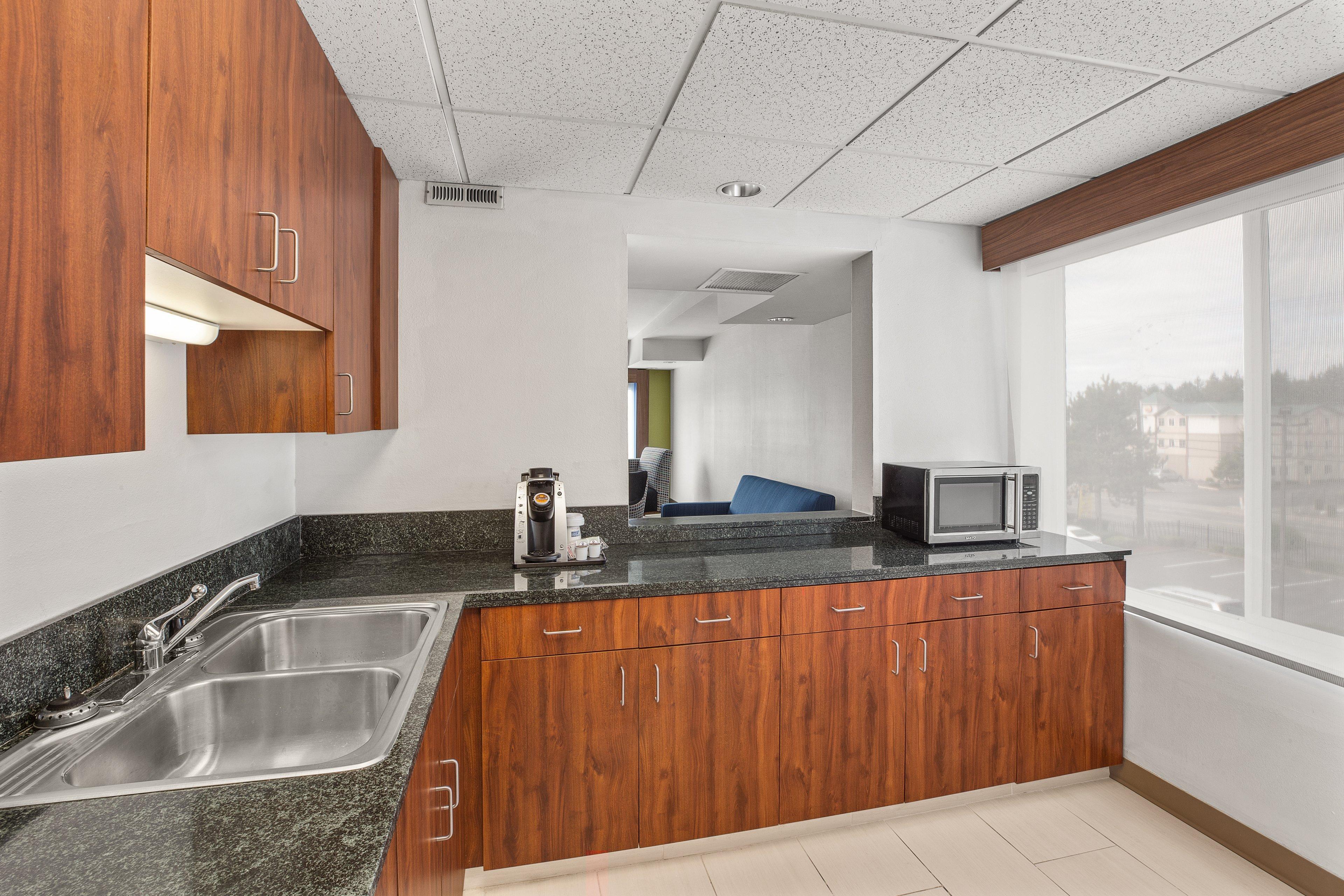 Holiday Inn Express & Suites Tacoma By Ihg Eksteriør bilde